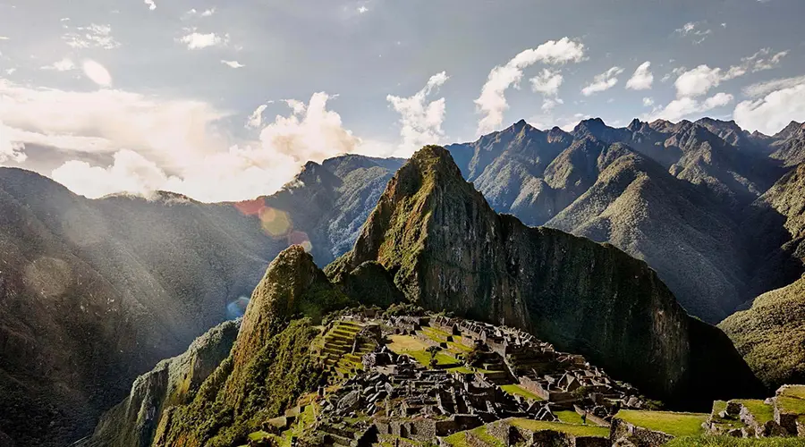 Tours de Varios Días a Machu Picchu: Aventura y Cultura en Profundidad